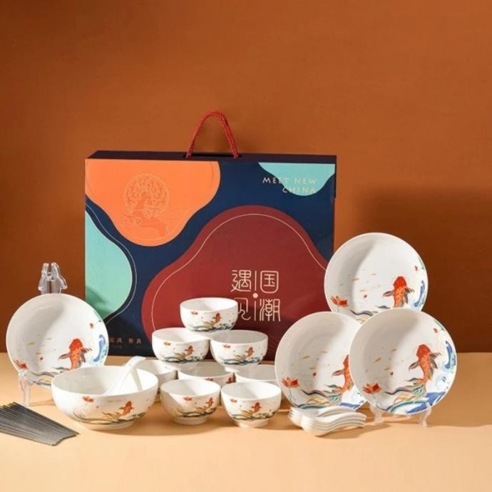 Hampers Piring Keramik Set Koi / Gift Hadiah Piring Set Imlek 2024