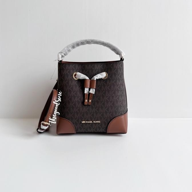 MK Mercer Small Drawstring Bucket Bag Messenger