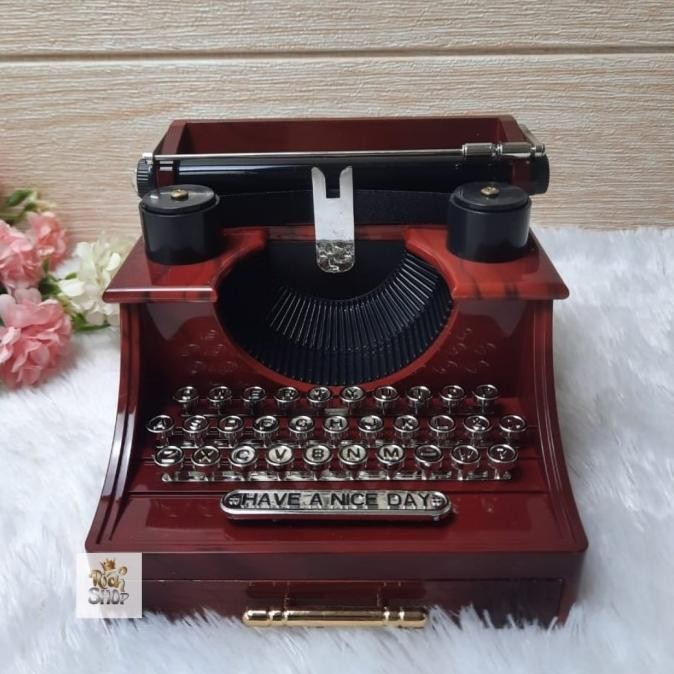 Kotak Musik Mesin Tik Pajangan Dekorasi Meja Vintage Klasik
