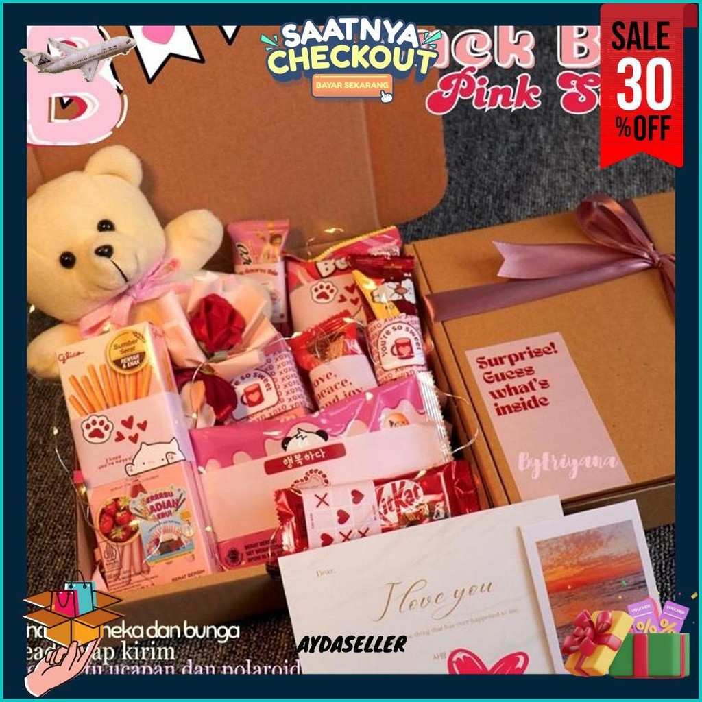 

Hampers Snack Box Set Kado Jajan Makanan Minuman Makanan Ringan Ulang Tahun Valentine Wisuda Anniversary Sempro Hari Guru Pink Sweet Series Food Original Produk