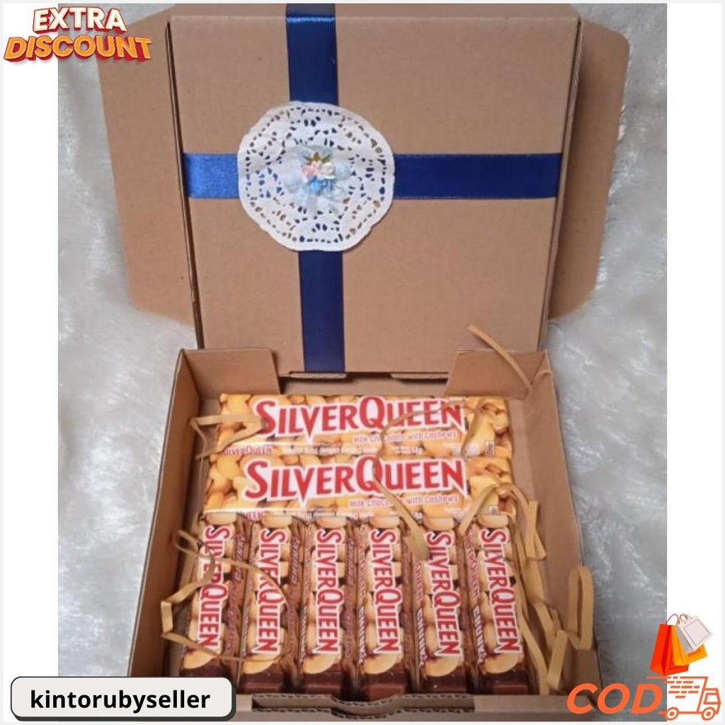 

Hampers Love/Hampers Coklat Silverqueen/Hampers Hijab/Hampers Lebaran/Hampers Guru/Gift Box Coklat/Hampers Ultah/Hampers Valentine Love Mix Silverqueen Free Blank Gift Card Gratis Kartu Ucapan Bisa Cod