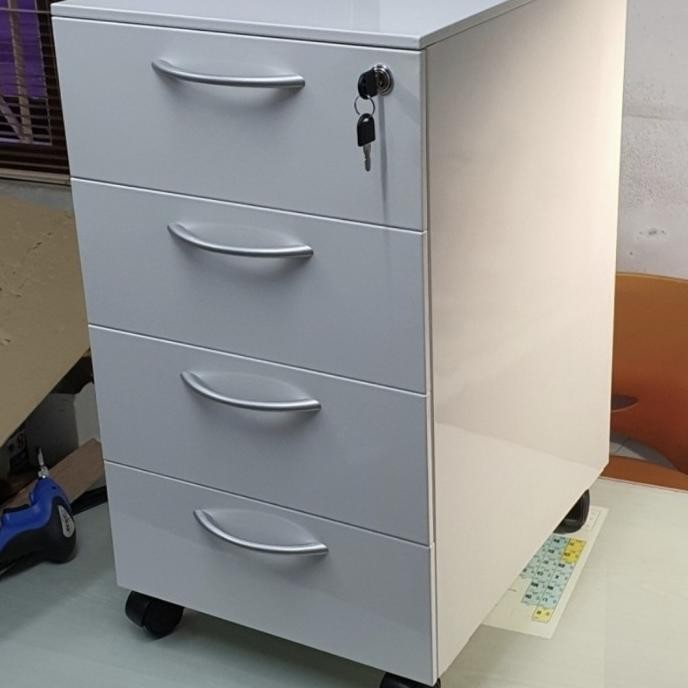 

Lemari Laci Besi 4 Laci Warna Putih Ada Roda Serbaguna Drawer Cabinet