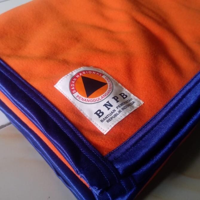 Tersedia Selimut Hotel Polos/Selimut Flanel/Selimut Kurnia