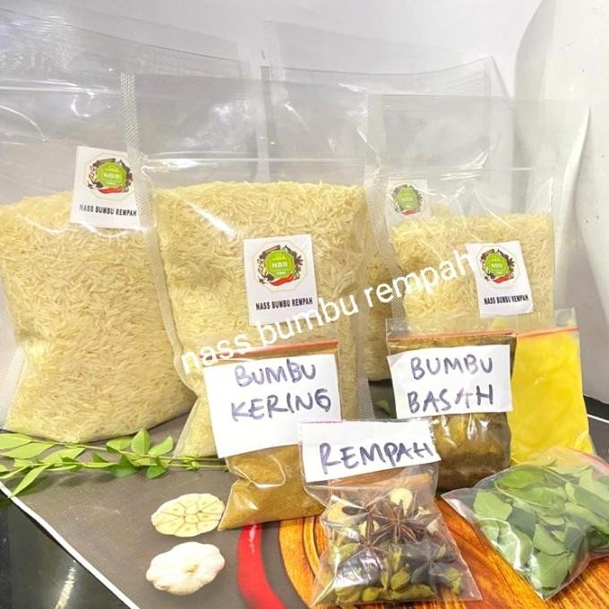 

beras basmati 1kg dan bumbu briyani lengkap siap masak khas arab india HF56