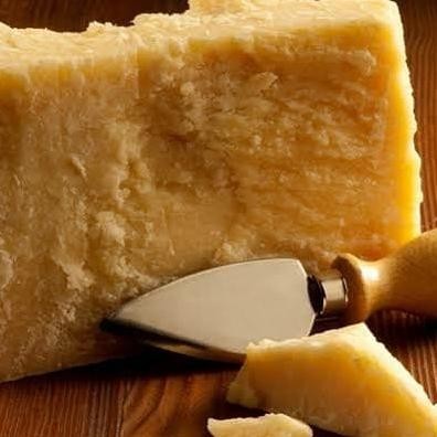 

Pargiano Reggiano Latteria Cheese 1 Kg