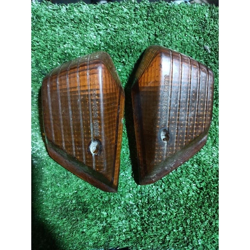 mika sein belakang reting belakang Suzuki rc 100 bravo original