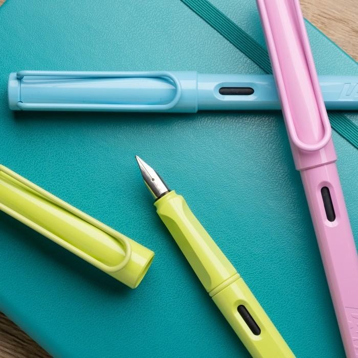 

Lamy Safari 2023 Special Edition Fountain Pen Original