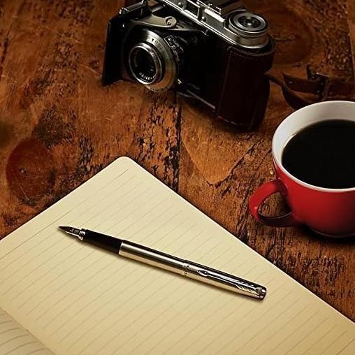 

Terbaik Parker Jotter Fountain Pen, Black Metal Body, Includes Gift Original