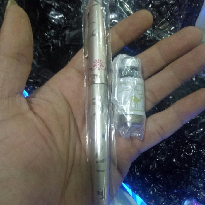 

SEPAKET TINTA JAFARON EMAS + PEN TULIS RAJAH/ASMA" DLL