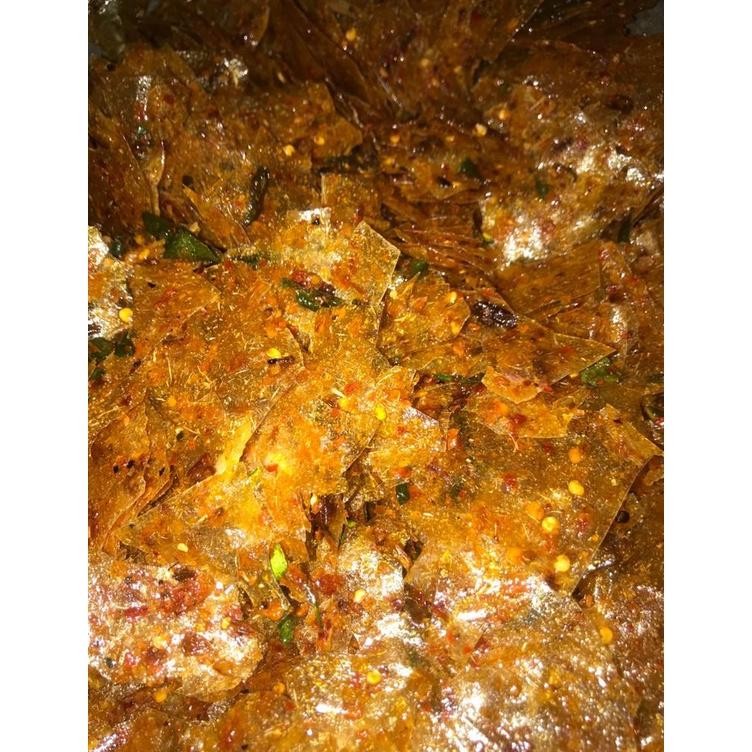 

Big Sale Keripik Kaca 1Kg Pedas Daun Jeruk Beling Jajanan Gurih Cemilan Kerupuk Renyah Snack Singkong Kriuk High Quality