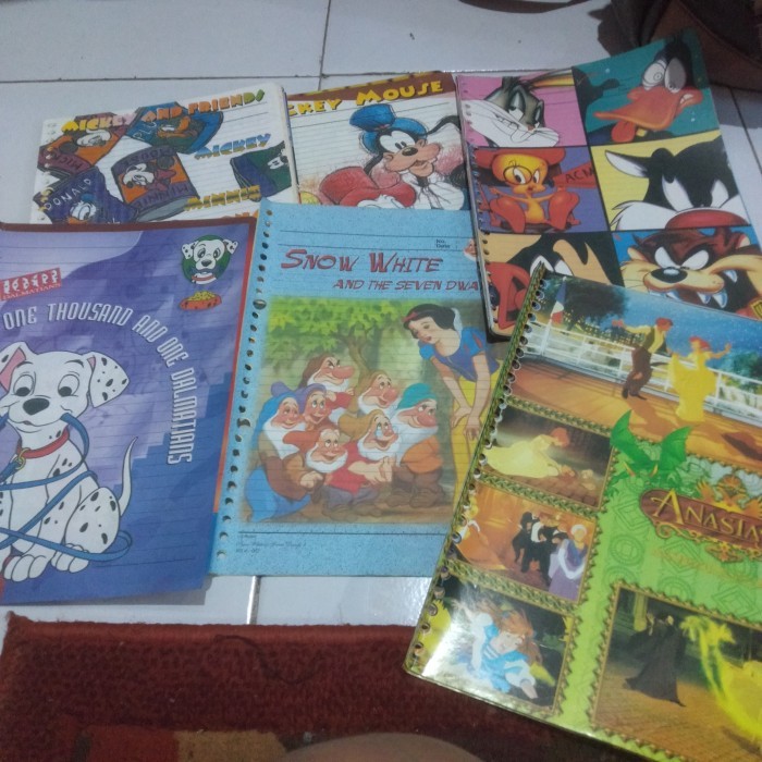 

Amberela - Kertas File Atau Binder Mix Micky, Donald, Dalmation, Lonytunes, Anastasia, Snow White
