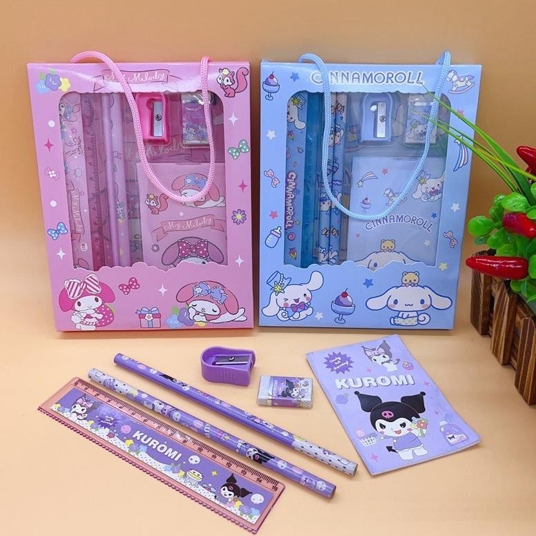 

STATIONERY MINI SET SANRIO ALAT TULIS SET SEKOLAH ANAK CINNAMOROLL KUROMI MELODY KADO ATK ANAK SANRIO baru