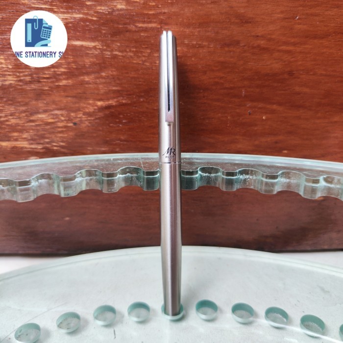 

Terlaris Pilot Fountain Pen Murex Stainless Steel Barel FMR-500S-S SALE