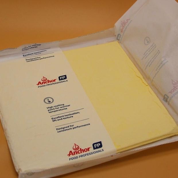 

Anchor butter sheet 1 kg korsvet / dry butter pastry