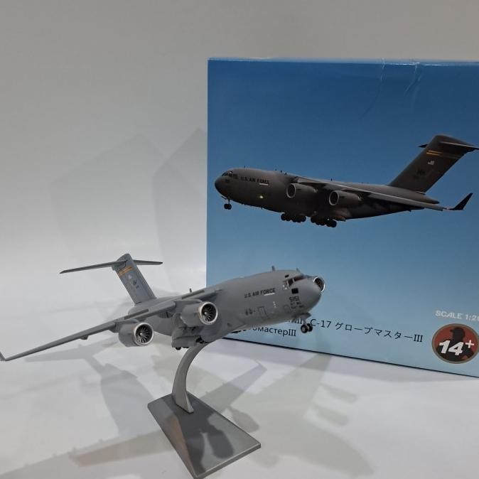 diecast pesawat C17 Globemaster III US Airforce scale1:200