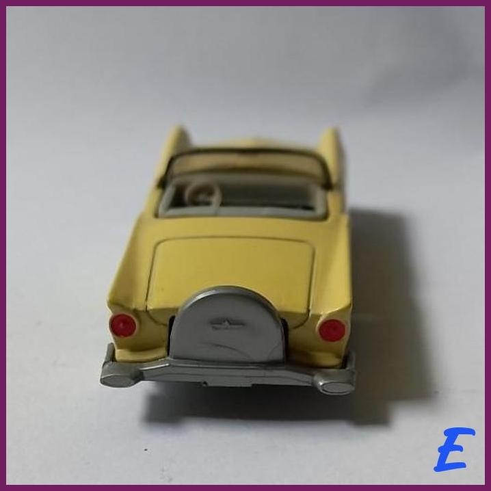 | MYD | MATCHBOX 1957 FORD THUNDERBIRD LOOSE