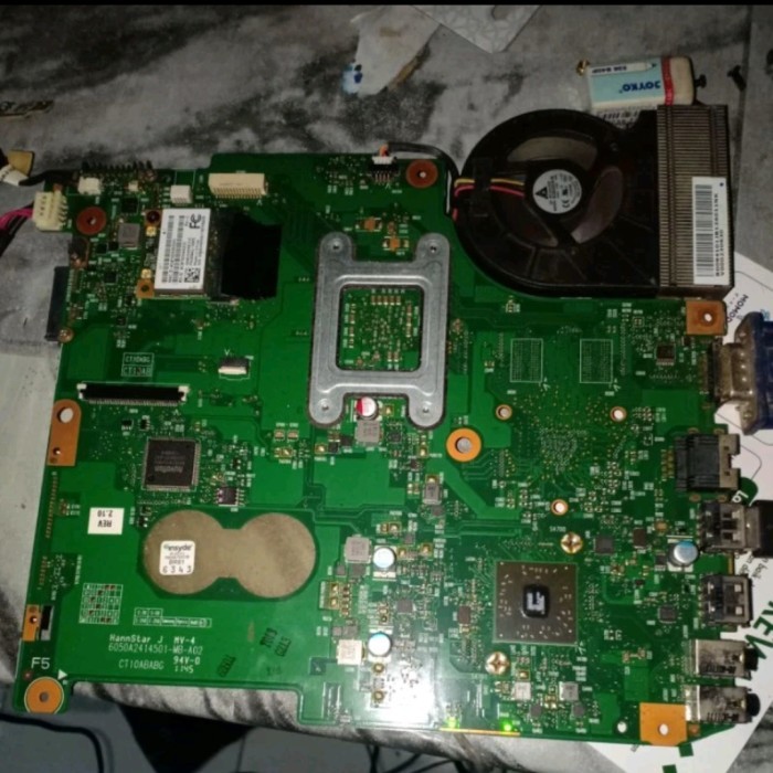 MOTHERBOARD TOSHIBA C640 NORMAL LAYAK PAKAI