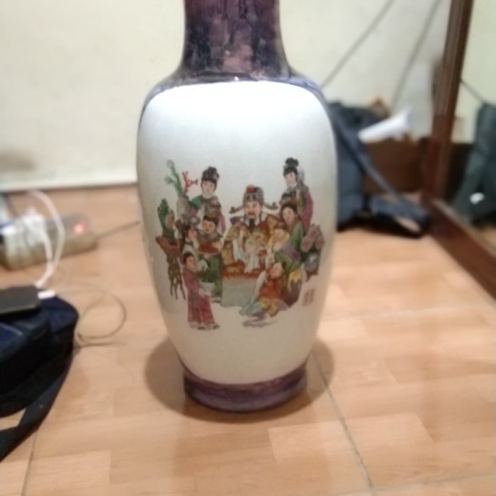 GUCI ANTIK / GUCI CHINA / PAJANGAN RUMAH