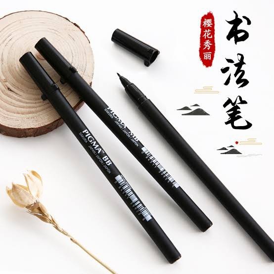 

SAKURA PIGMA PROFESSIONAL CALLIGRAPHY BRUSH PEN SPIDOL KUAS KALIGRAFI