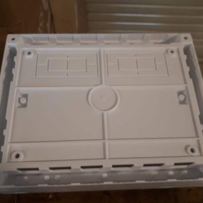 Box Mcb 12 Grup Merk Boss, Out Box (Luar Tembok) . Untuk 12 Mcb  Ready