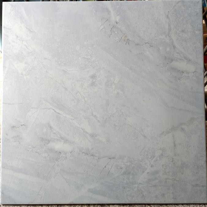 KERAMIK LANTAI 50X50 ABU MOTIF MARMER MERK IKAD KW 1 BS01