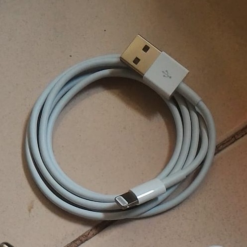 (OKO) Kabel data iPhone 11 X XR XS Copotan