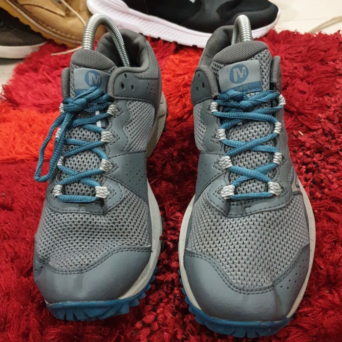 SEPATU RUNNING MERRELL SIZE 41 ORIGINAL