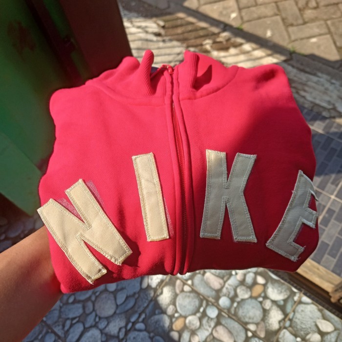 TRACKTOP NIKE SPELLOUT VINTAGE BORDIR