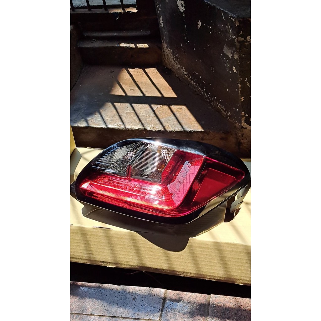 STOPLAMP MITSUBISHI MIRAGE VERSI THAILAND STOPLAMP MIRAGE KANAN