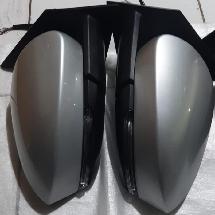 spion mobil Avanza 2019 2020 2021 2022 ritrek / lipat otomatis