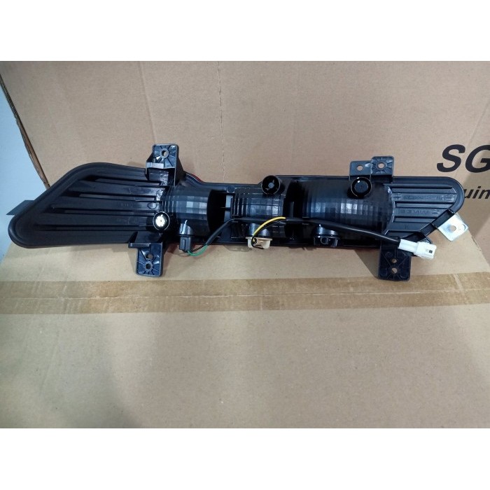Reflektor Bumper Belakang Lh (Kiri) Atau Rh (Kanan) Wuling Cortez Terbaru