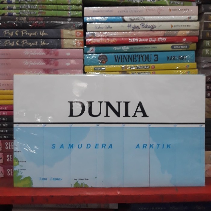 

Peta Dunia lipat besar