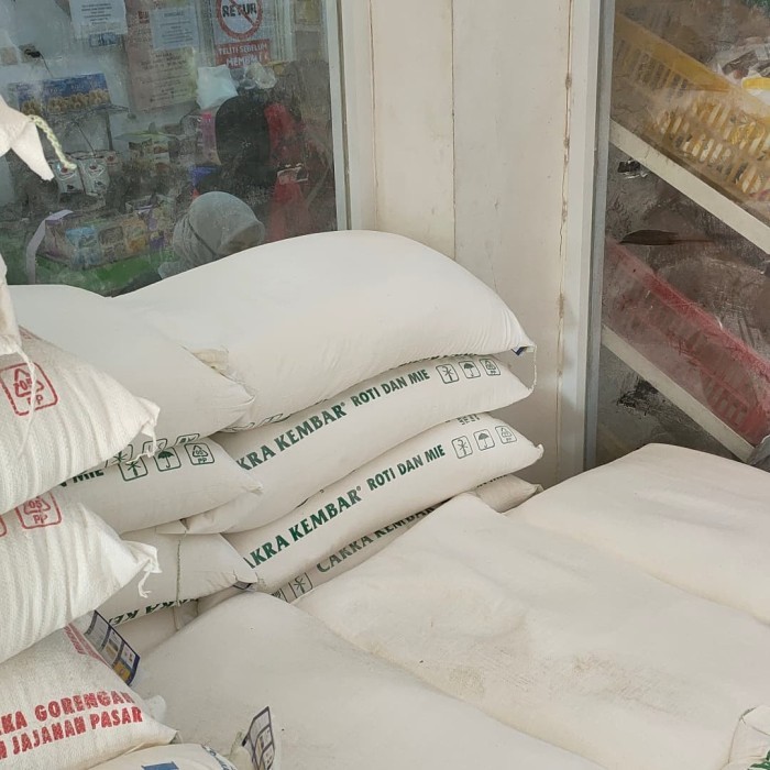 

Cakra Kembar Tepung Terigu 25 Kg , Gojek Grab Only New