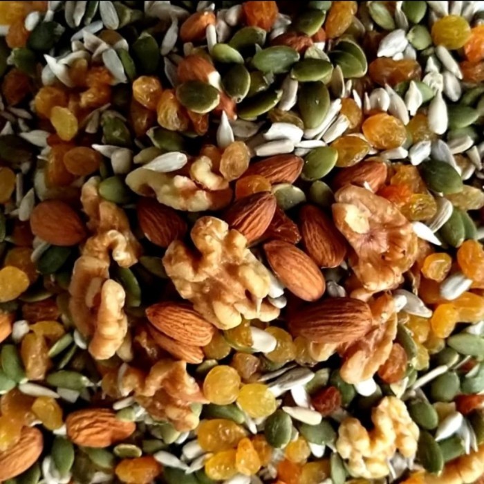 

Trailtrail Mix (Sunflower, Pumpkin Seeds, Almond, Raisin,Walnut 500Grm New