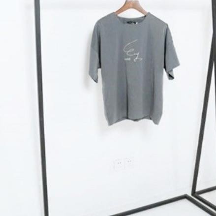 Gawangan baju custom bentuk segitiga