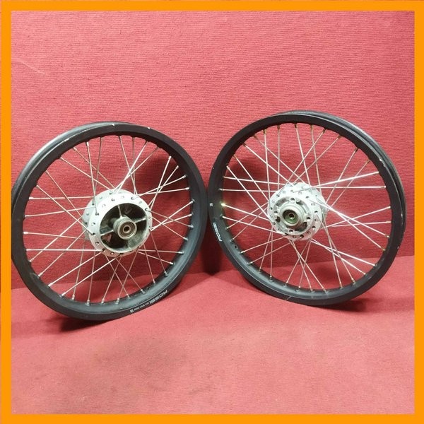 Sepaket Velg Supra X Lama Supra X 125 Dd Tromol Original Copotan Motor Termurah Langka