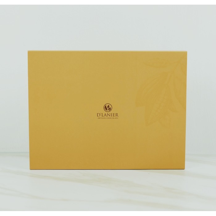 

D'Lanier Chocolate Gift Box - 2 Chocolate Pearls & 1 Cruffles New