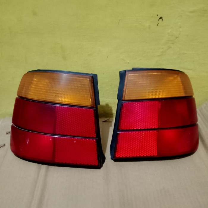 lampu stop BMW e34 original