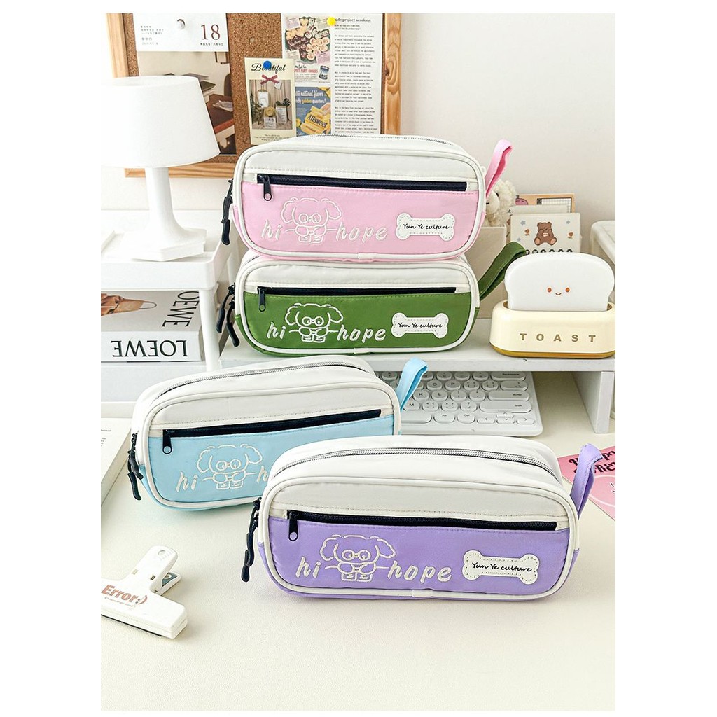 

Kotak Alat Tulis Tampak Bagus Tas Penyimpanan Kapasitas Besar