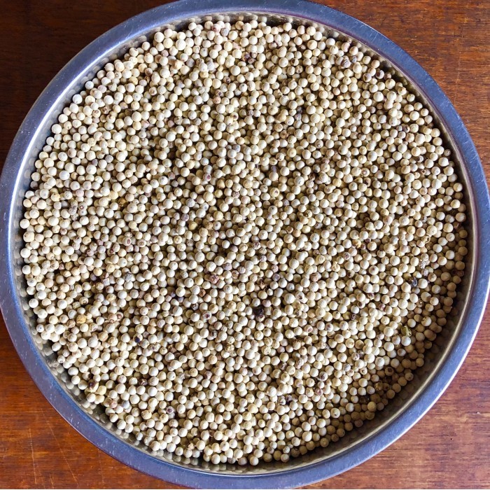 

Lada Putih / White Pepper 1 Kg Diskon