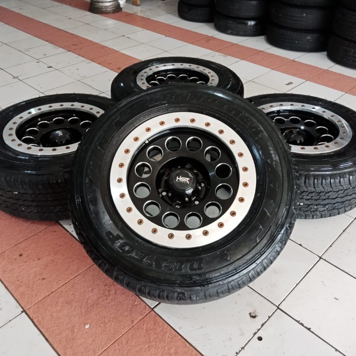 velg mobil ring 17 + ban PNP di mobil Pajero Fortuner triton