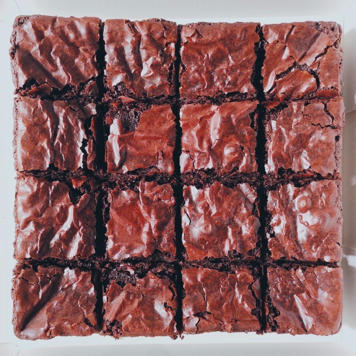 

Natal Choco Fudgy Brownies Premium Christmas Hampers Special Parcel Natal - Dark Choco Limited