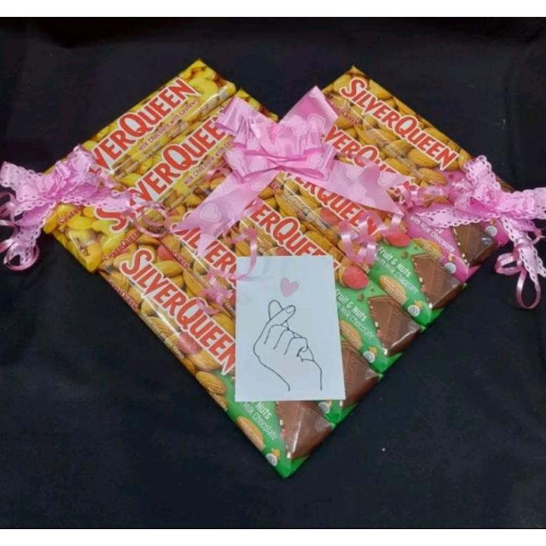 

Hampers Coklat / Coklat Silverqueen / Coklat Hadiah / Promo Coklat