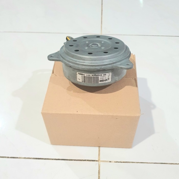 motor fan radiator nissan march