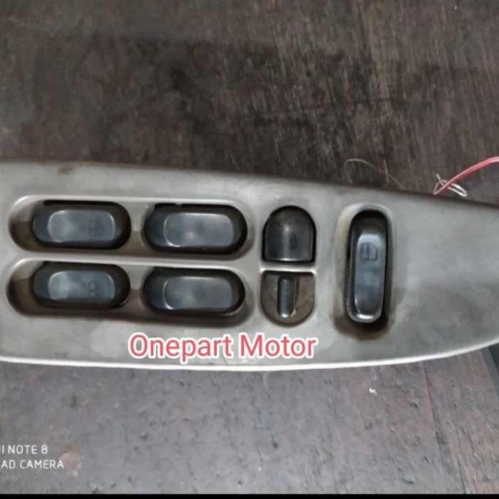 Suku Cadang Switch Central Lock Window Camry Original