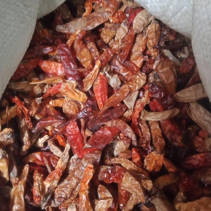 

CABAI RAWIT KERING LOKAL 1 Kg HM