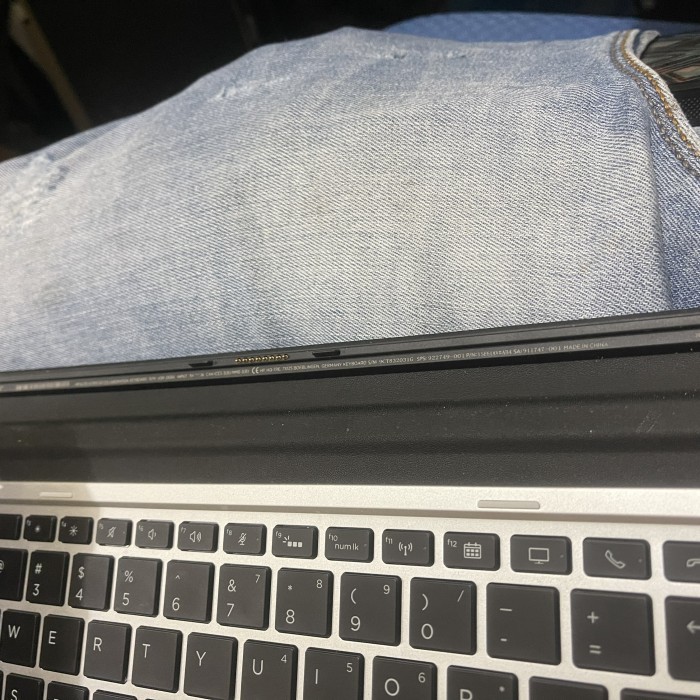 ada Keyboard HP ELITE X2 1012 G1 1012 G2 NEW DAN READY STOK BERGARANSI RUSAK LANGSUNG GANTI BARU