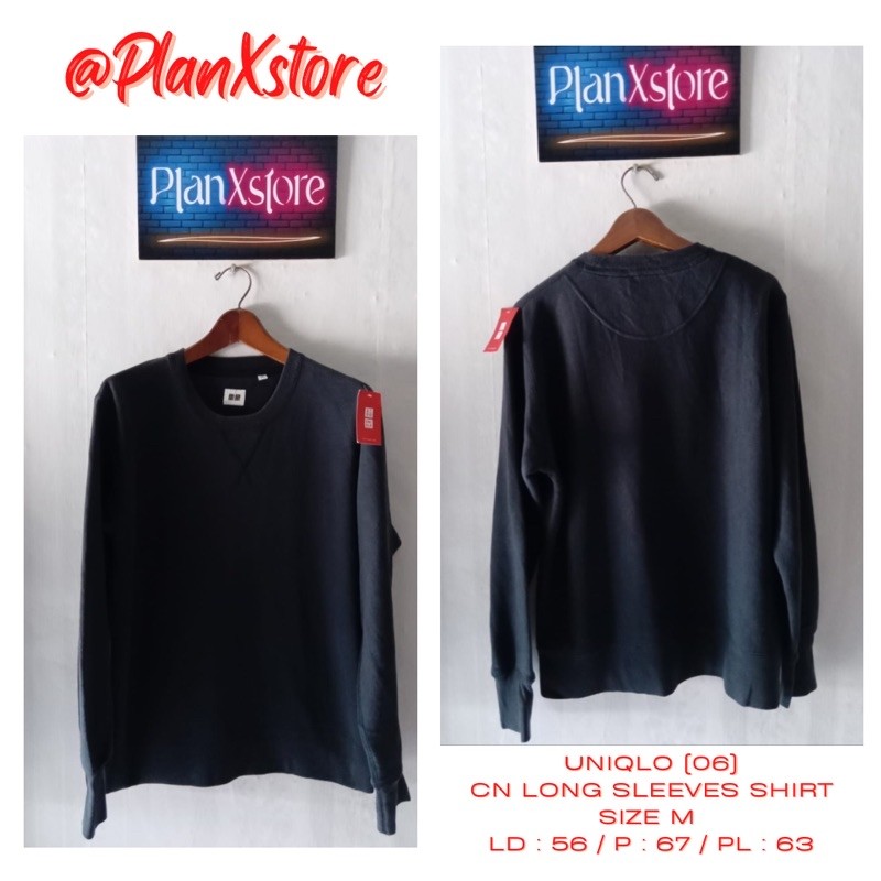 UNIQLO (06) CN LONG SLEEVES SHIRT SIZE M WARNA NAVY PRELOVED