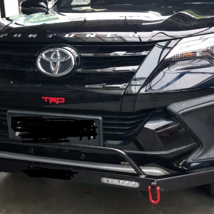bemper besi depan mobil fortuner