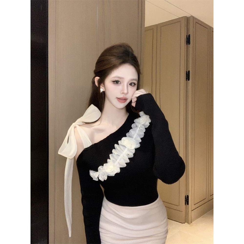 [Cream Winnie]Sweter rajutan ramping tali busur off-shoulder seksi untuk wanita